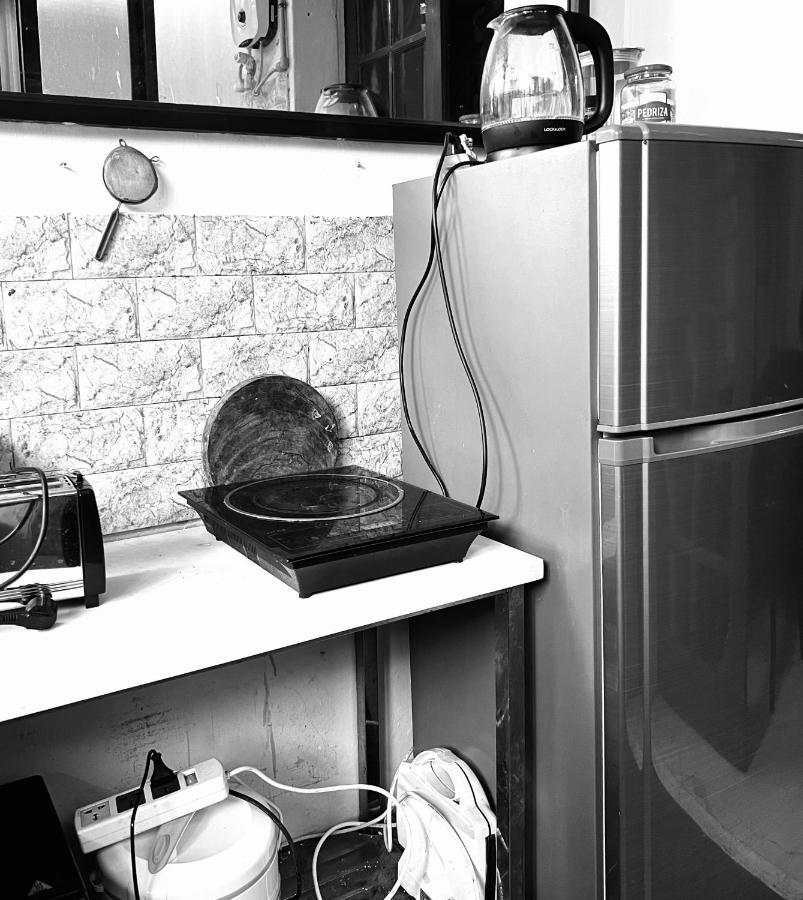 Bed and Breakfast The First Ba Trieu Ha Noi Hanoi Esterno foto